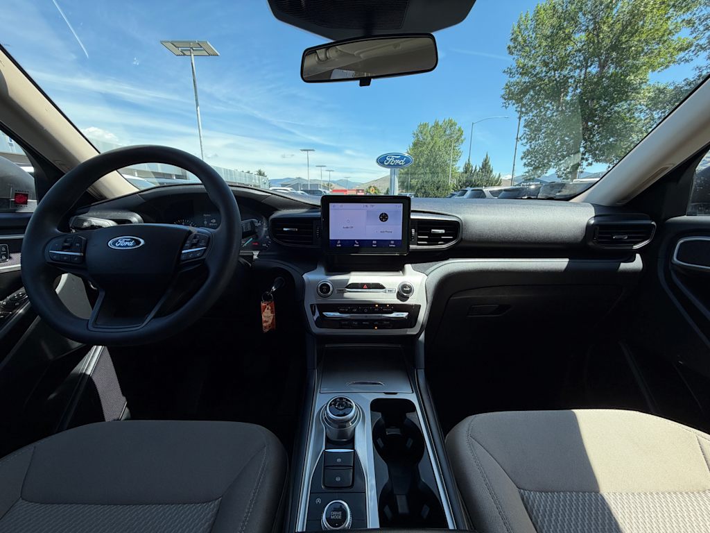 Thumbnail: 2022 Ford Explorer - 10