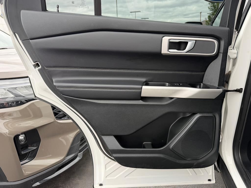 Thumbnail: 2021 Ford Explorer - 27
