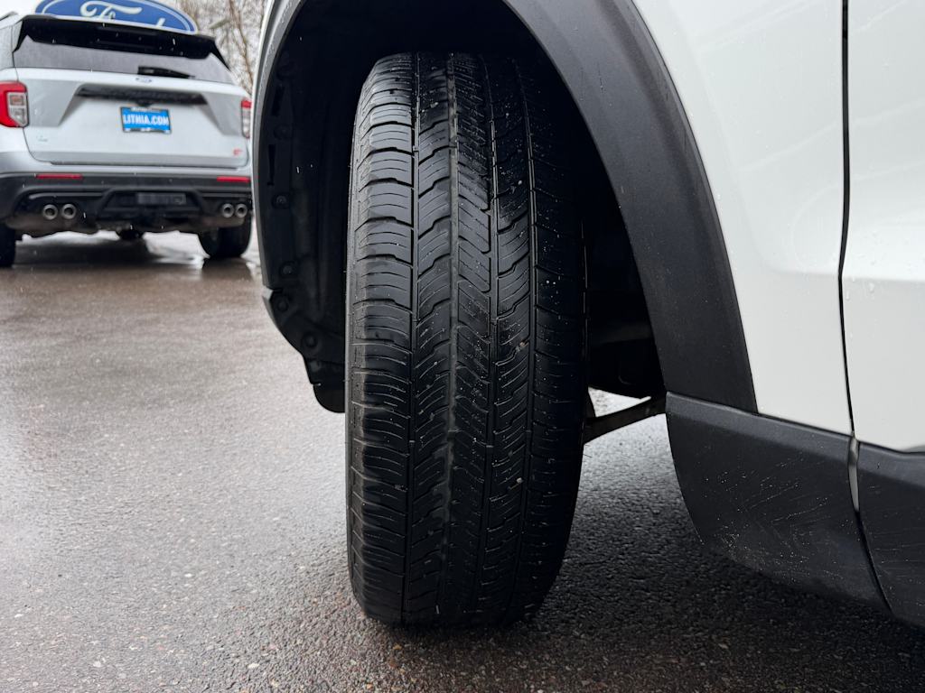 Thumbnail: 2024 Ford Explorer - 31