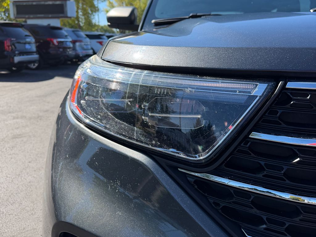 Thumbnail: 2020 Ford Explorer - 15