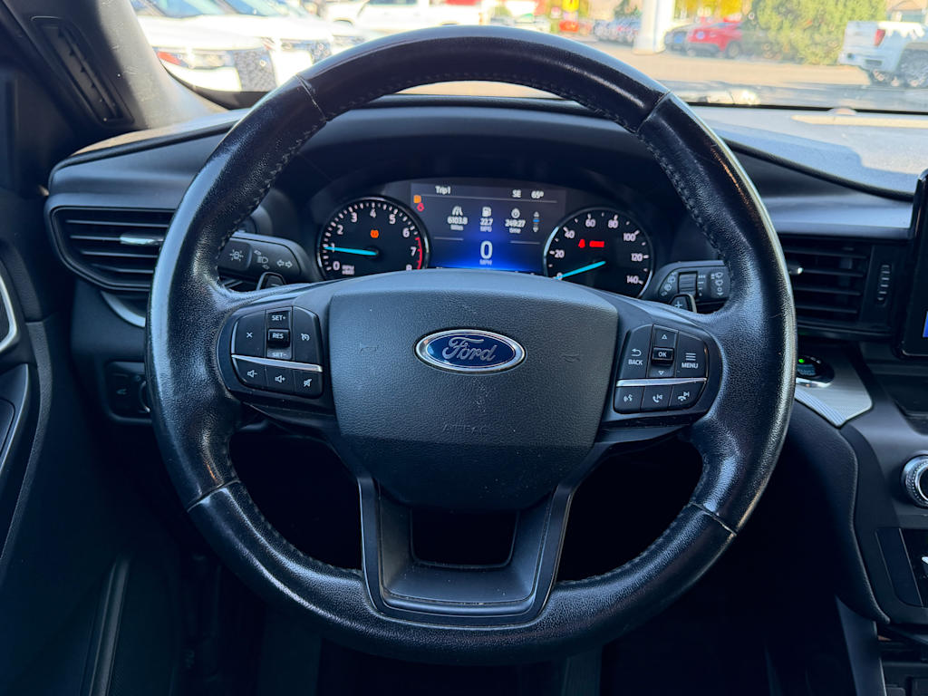 Thumbnail: 2020 Ford Explorer - 6