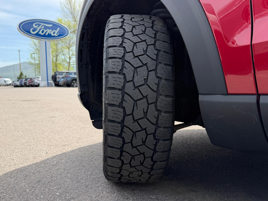 Thumbnail: 2024 Ford Explorer - 32