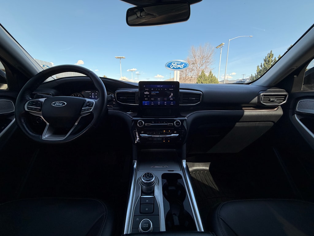 Thumbnail: 2021 Ford Explorer - 9