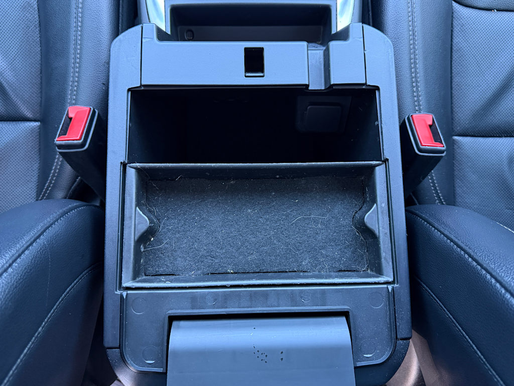 Thumbnail: 2021 Ford Explorer - 26