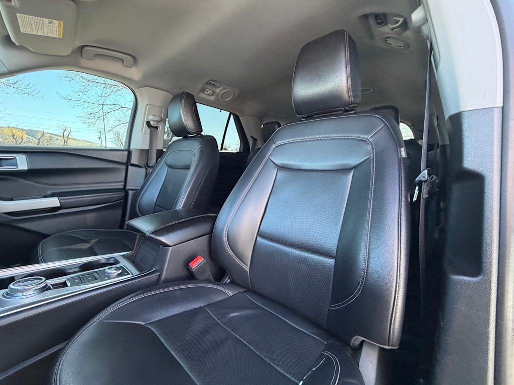 Thumbnail: 2021 Ford Explorer - 7