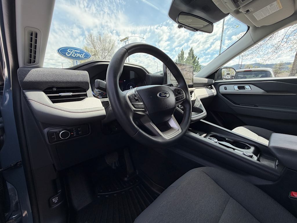 Thumbnail: 2025 Ford Explorer - 2