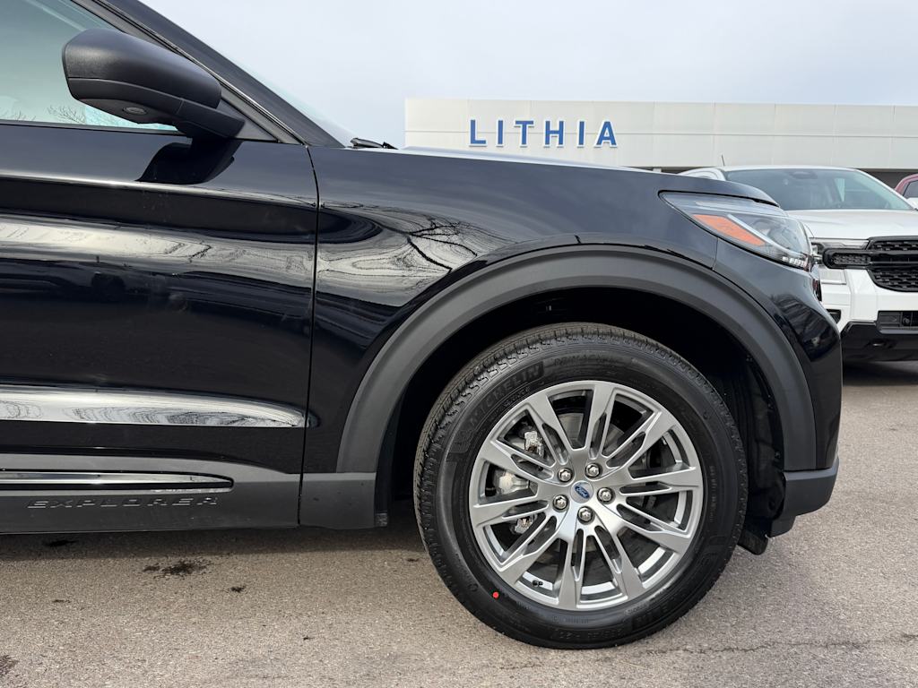 Thumbnail: 2026 Ford Explorer - 6