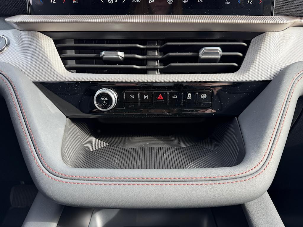 Thumbnail: 2026 Ford Explorer - 22