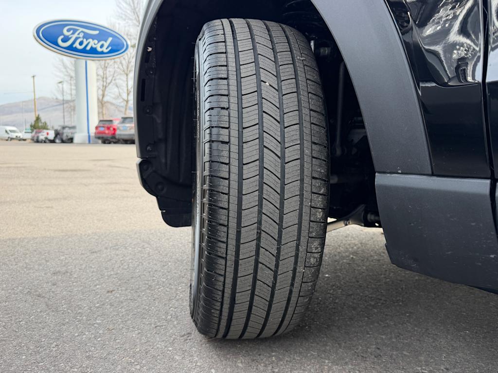 Thumbnail: 2026 Ford Explorer - 30