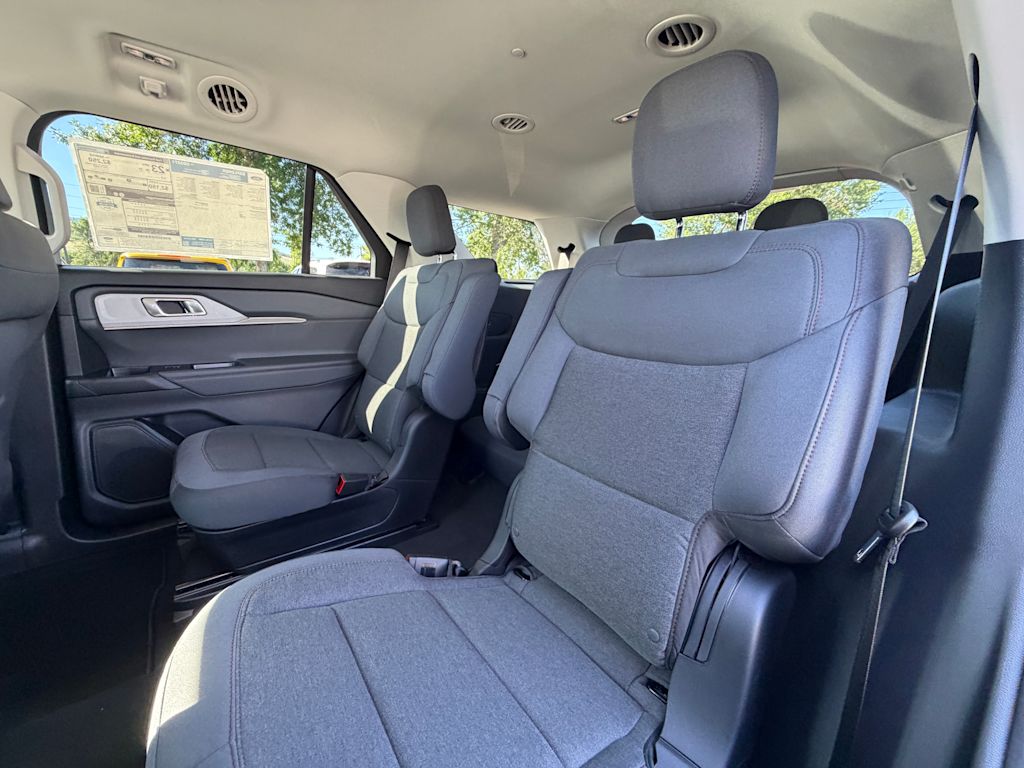 Thumbnail: 2026 Ford Explorer - 25