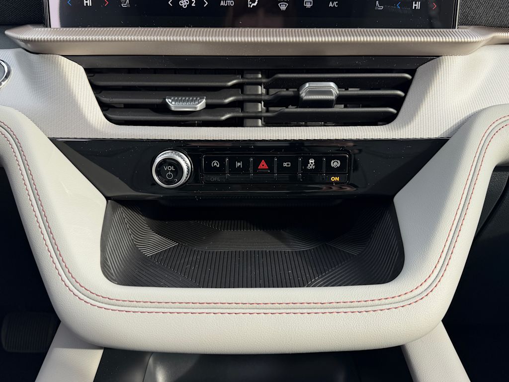 Thumbnail: 2026 Ford Explorer - 22