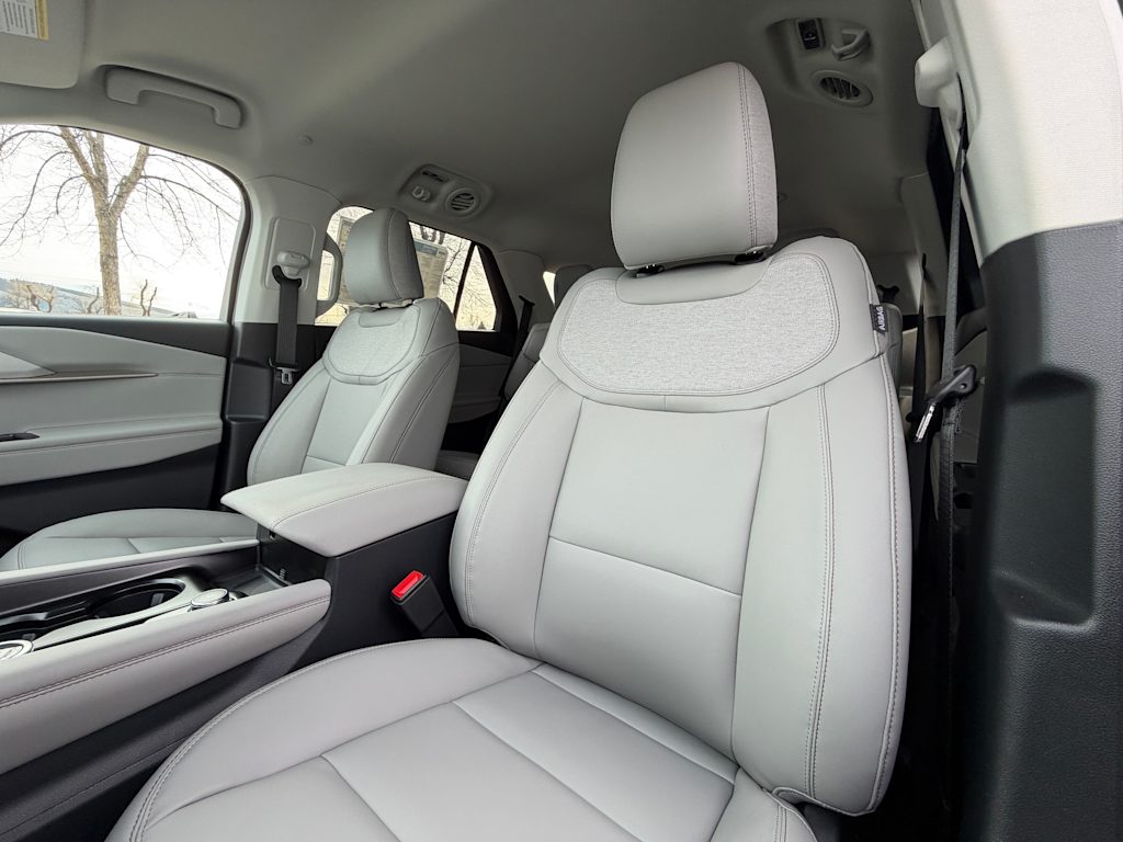 Thumbnail: 2026 Ford Explorer - 9