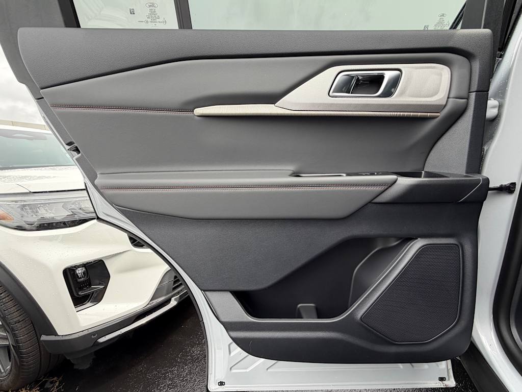 Thumbnail: 2026 Ford Explorer - 24