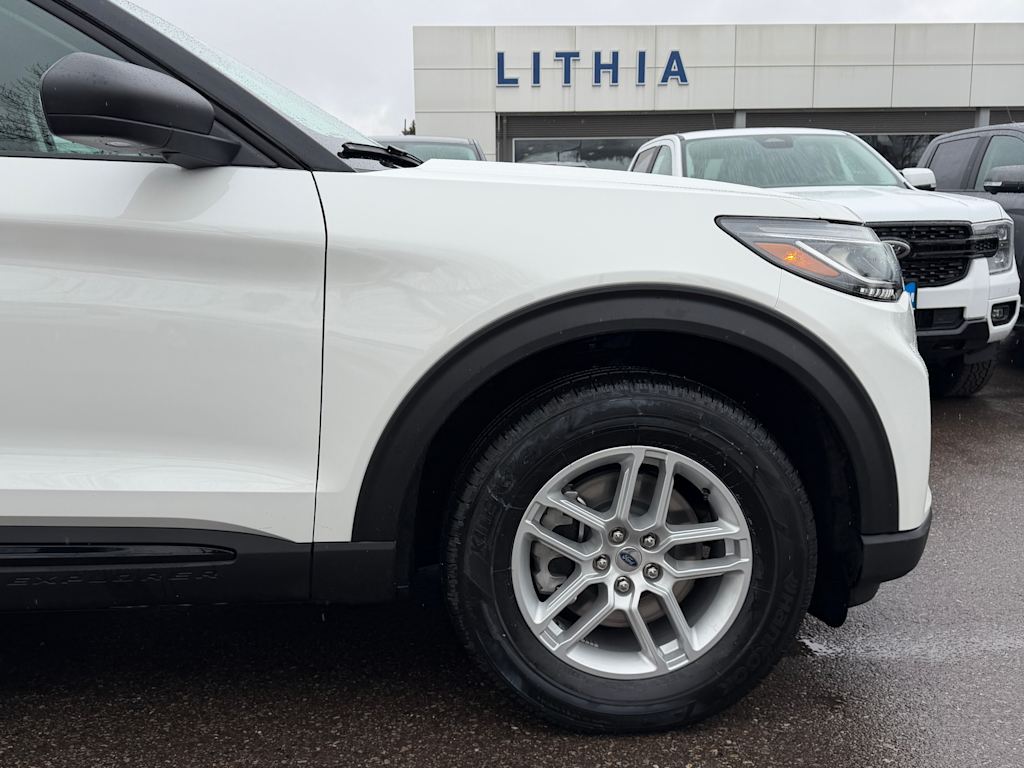 Thumbnail: 2026 Ford Explorer - 6