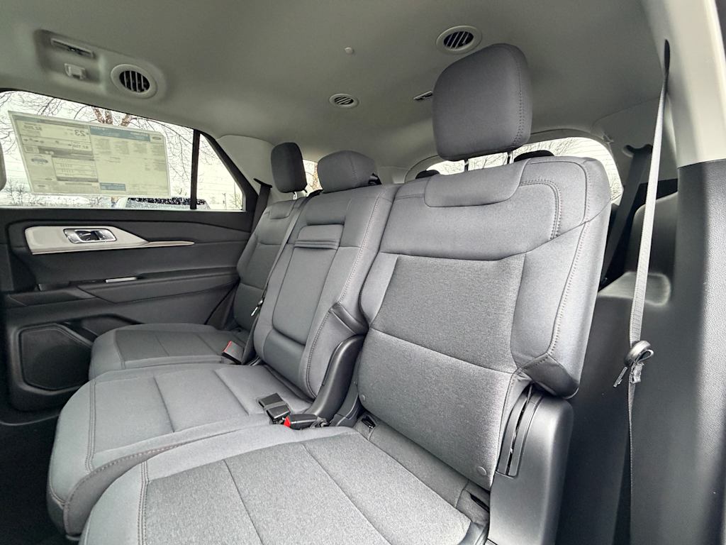 Thumbnail: 2026 Ford Explorer - 10