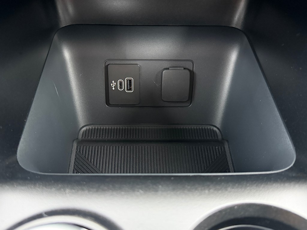 Thumbnail: 2026 Ford Explorer - 24