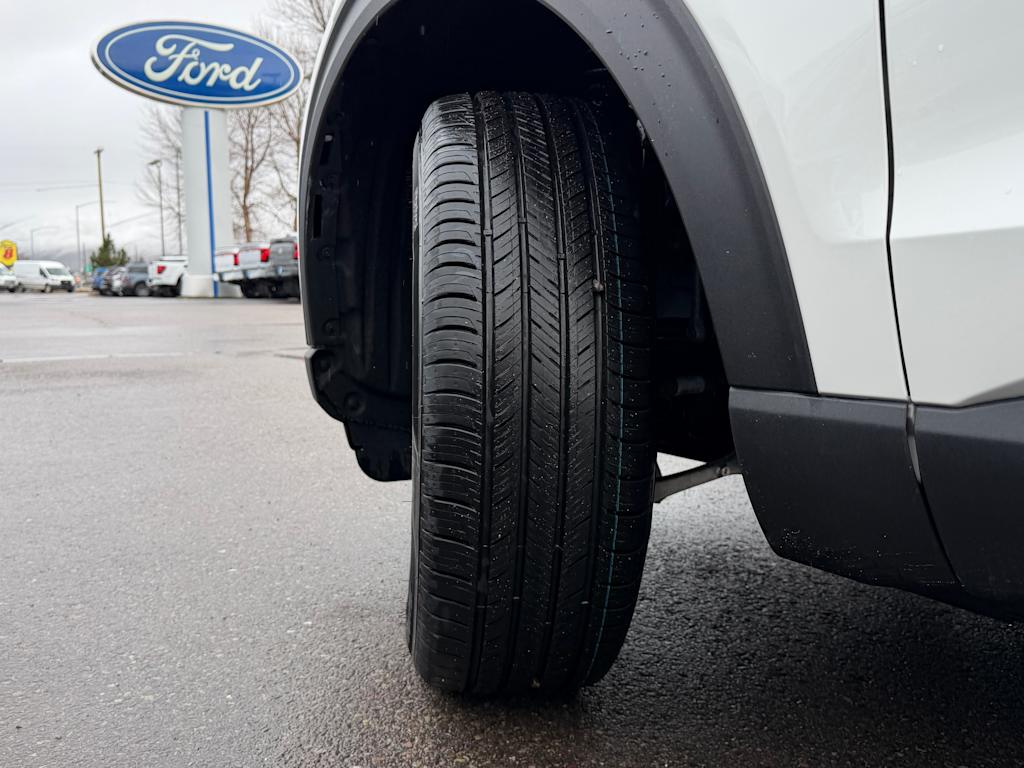 Thumbnail: 2026 Ford Explorer - 31