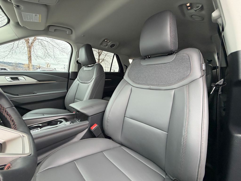 Thumbnail: 2026 Ford Explorer - 8