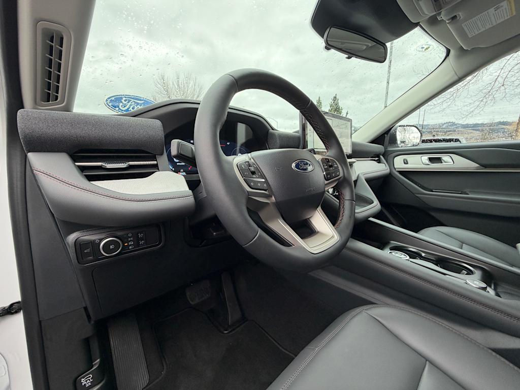 Thumbnail: 2026 Ford Explorer - 2