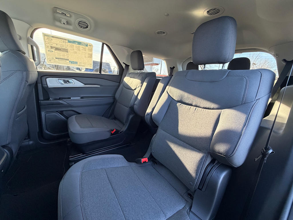 Thumbnail: 2026 Ford Explorer - 9