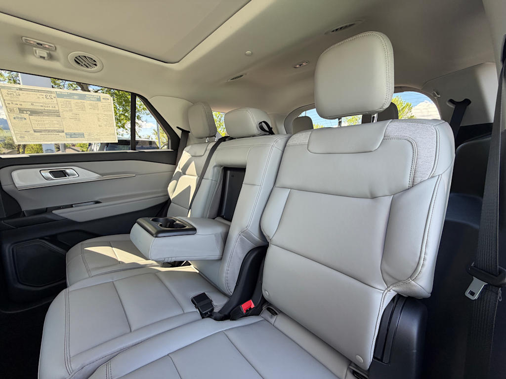 Thumbnail: 2026 Ford Explorer - 26