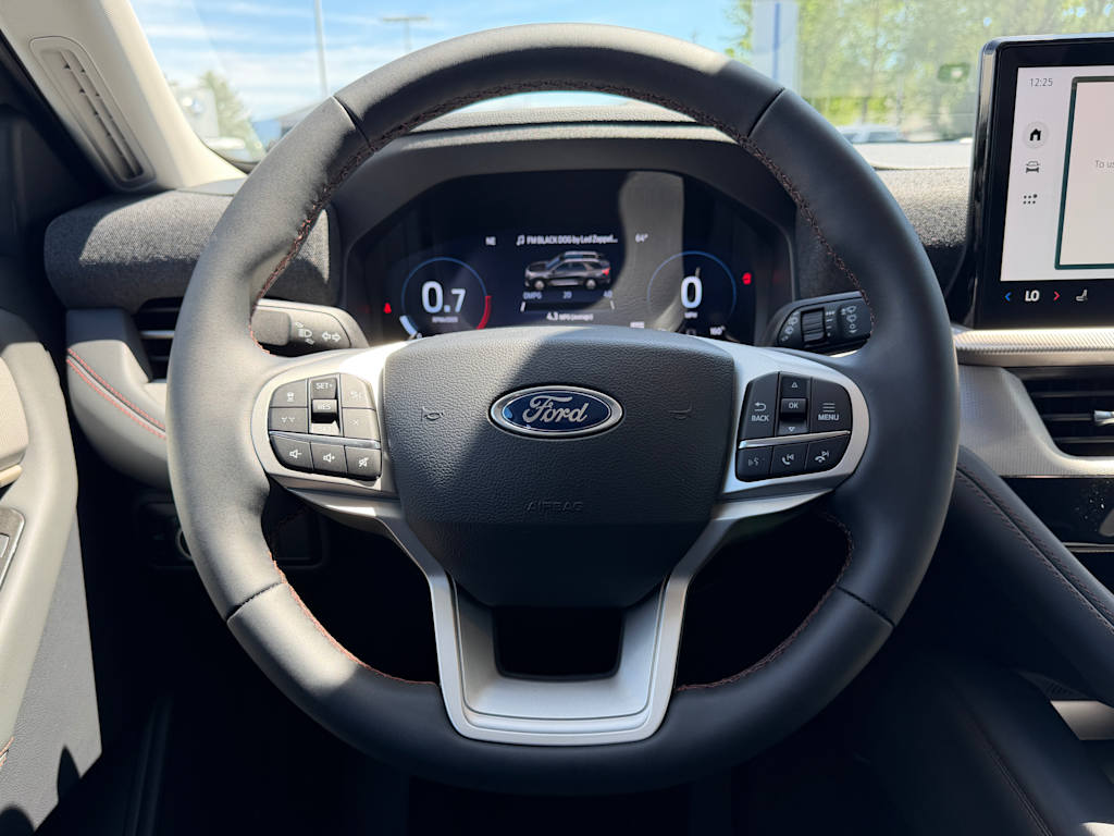 Thumbnail: 2026 Ford Explorer - 7