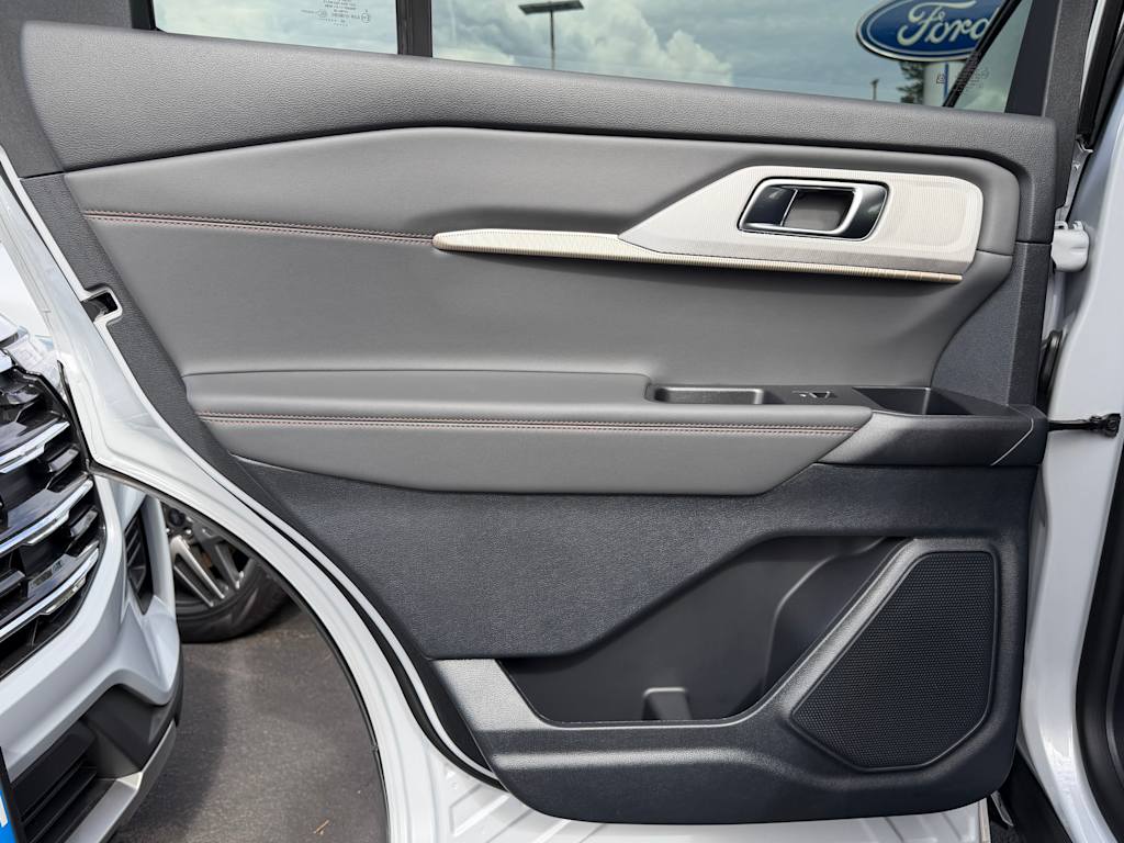 Thumbnail: 2026 Ford Explorer - 24
