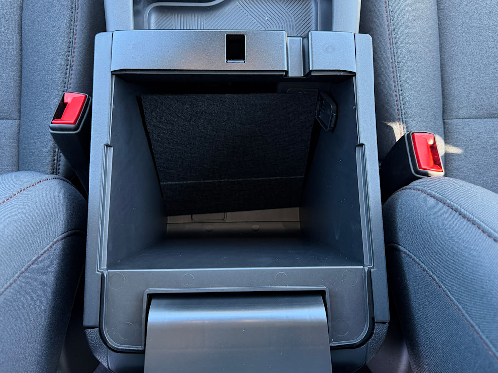 Thumbnail: 2026 Ford Explorer - 9