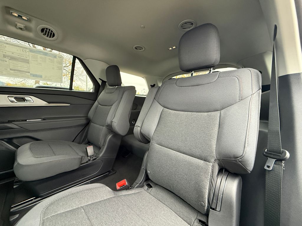 Thumbnail: 2025 Ford Explorer - 27