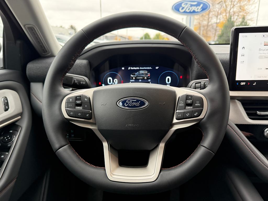 Thumbnail: 2025 Ford Explorer - 8