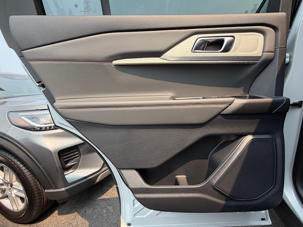 Thumbnail: 2026 Ford Explorer - 26