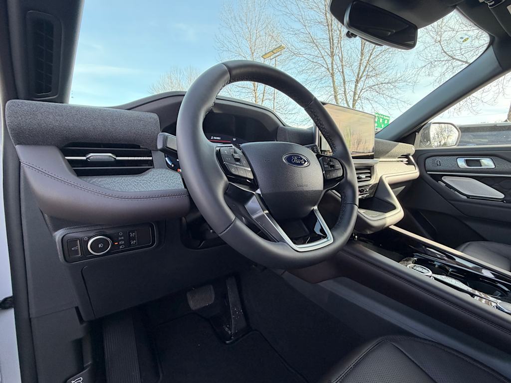 Thumbnail: 2026 Ford Explorer - 2