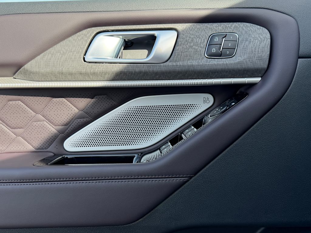 Thumbnail: 2026 Ford Explorer - 24