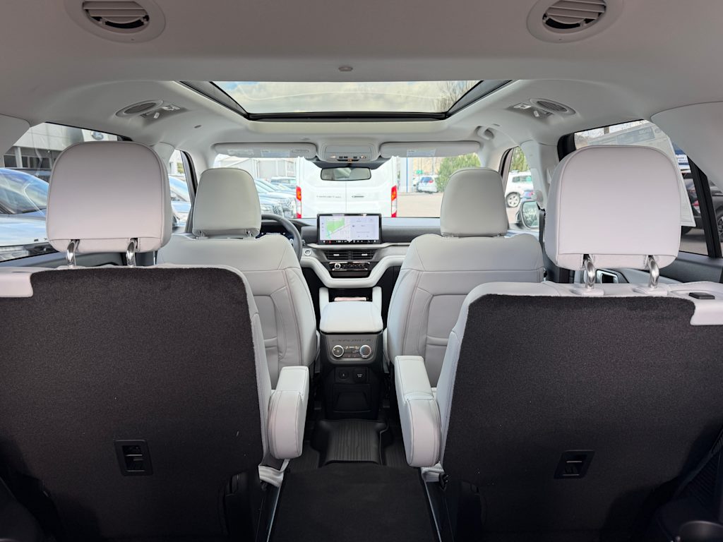 Thumbnail: 2026 Ford Explorer - 31