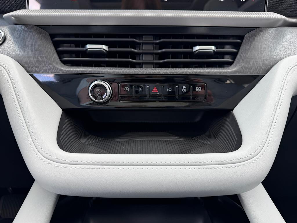 Thumbnail: 2026 Ford Explorer - 24