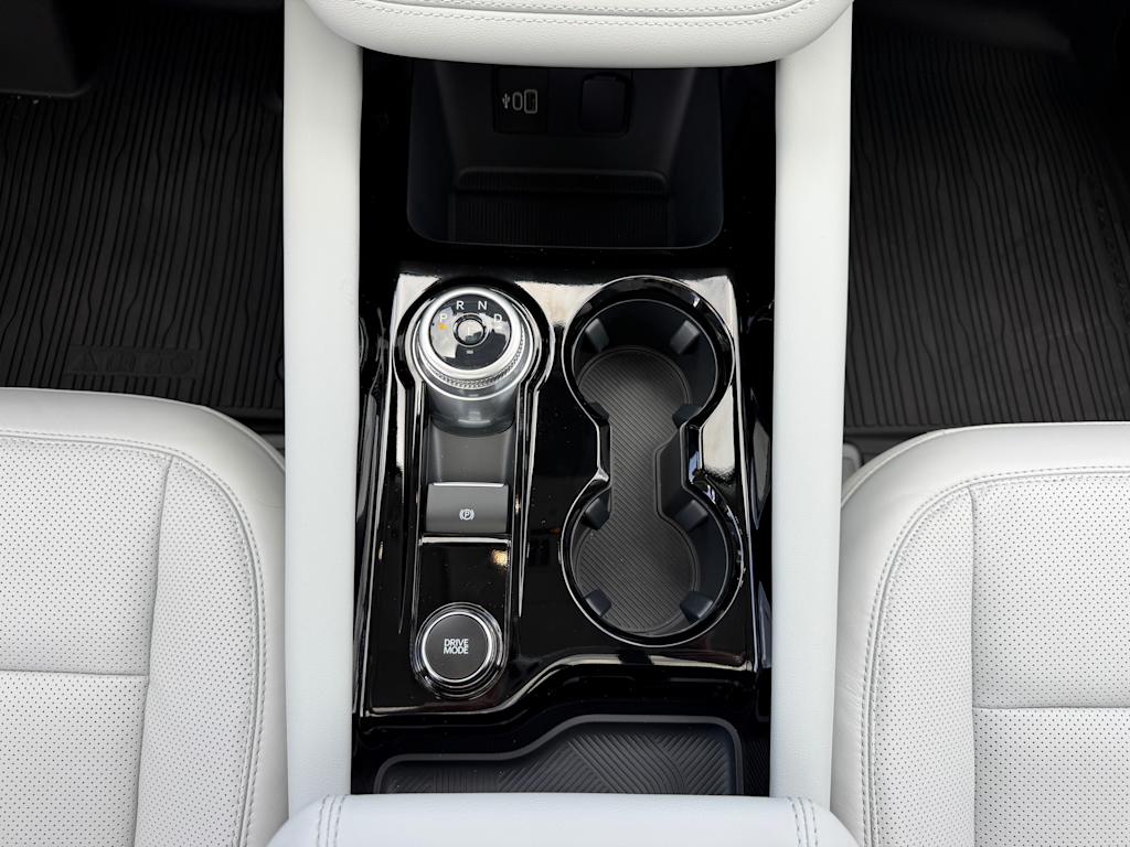 Thumbnail: 2026 Ford Explorer - 13