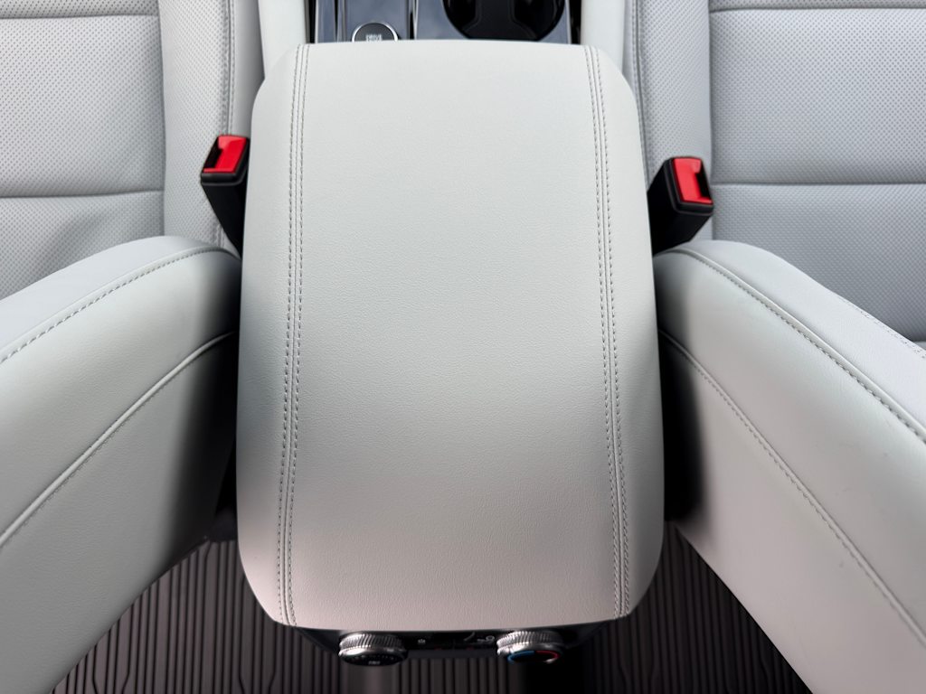 Thumbnail: 2026 Ford Explorer - 24