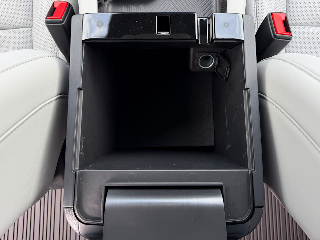 Thumbnail: 2026 Ford Explorer - 25