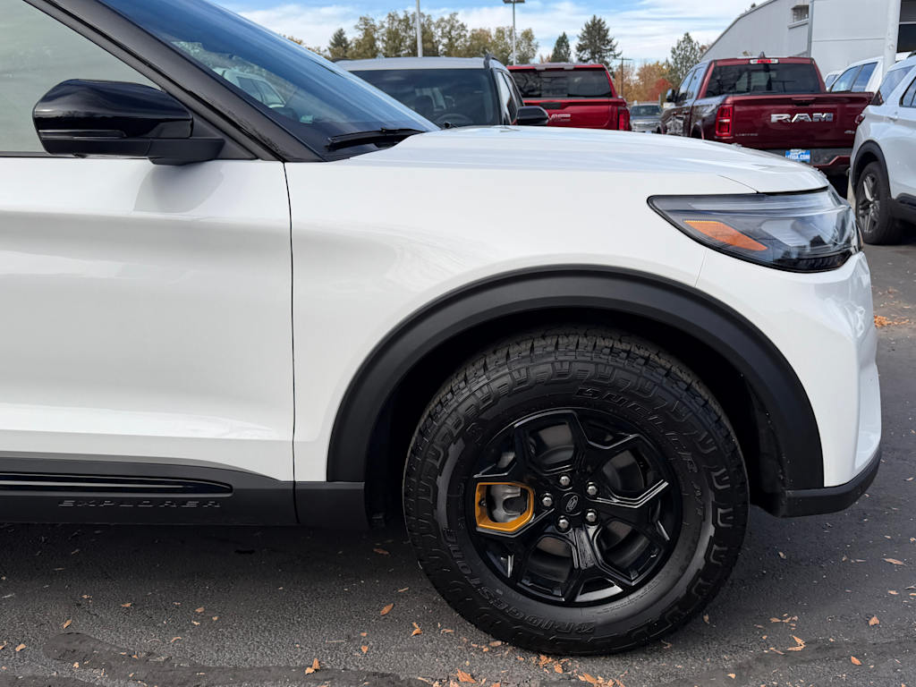 Thumbnail: 2026 Ford Explorer - 5