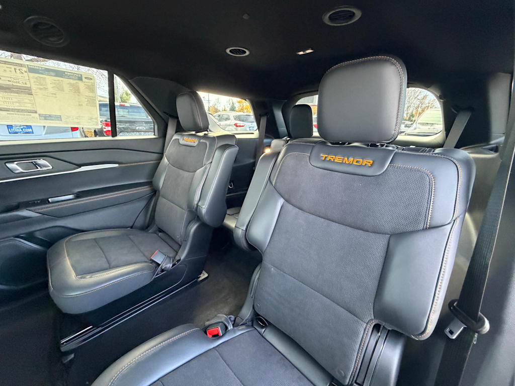 Thumbnail: 2026 Ford Explorer - 9