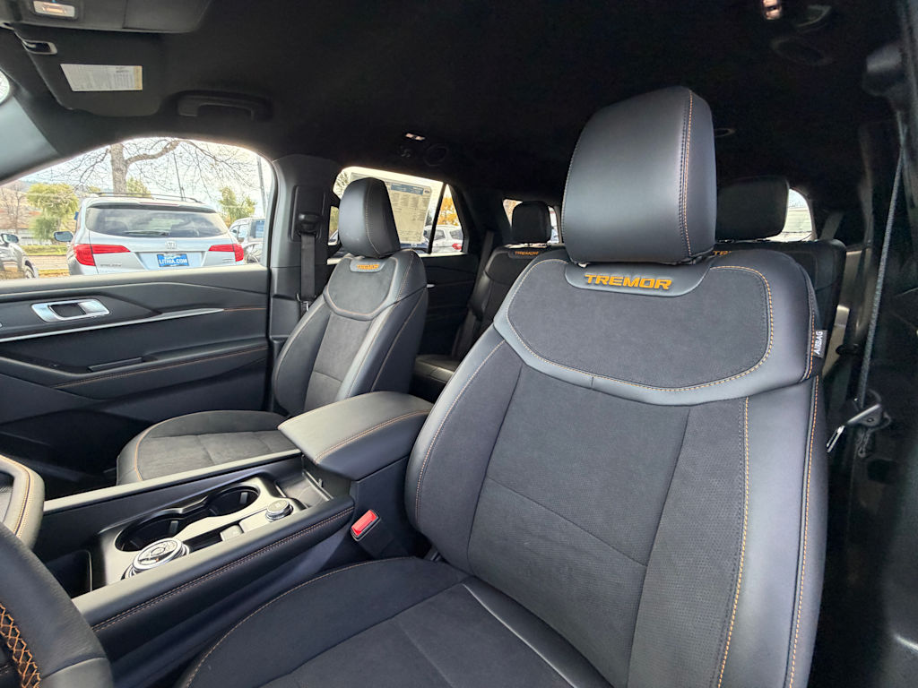 Thumbnail: 2026 Ford Explorer - 7