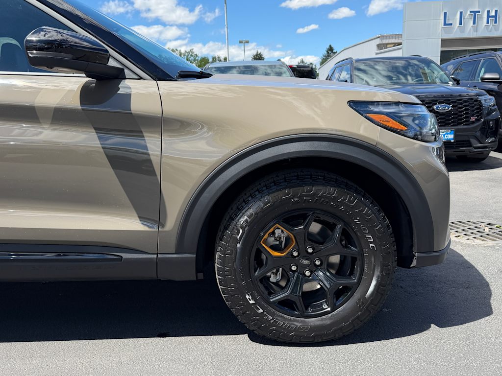 Thumbnail: 2026 Ford Explorer - 6