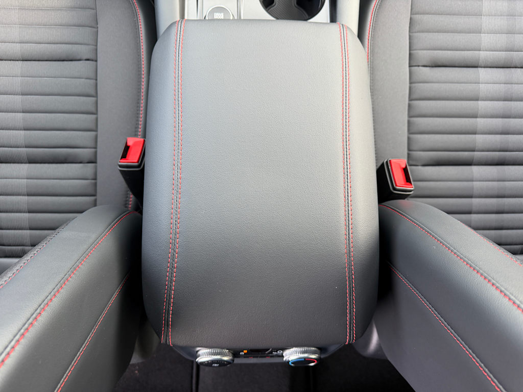 Thumbnail: 2026 Ford Explorer - 10