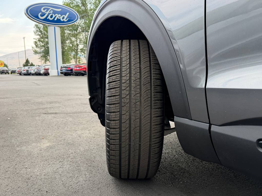 Thumbnail: 2026 Ford Explorer - 8
