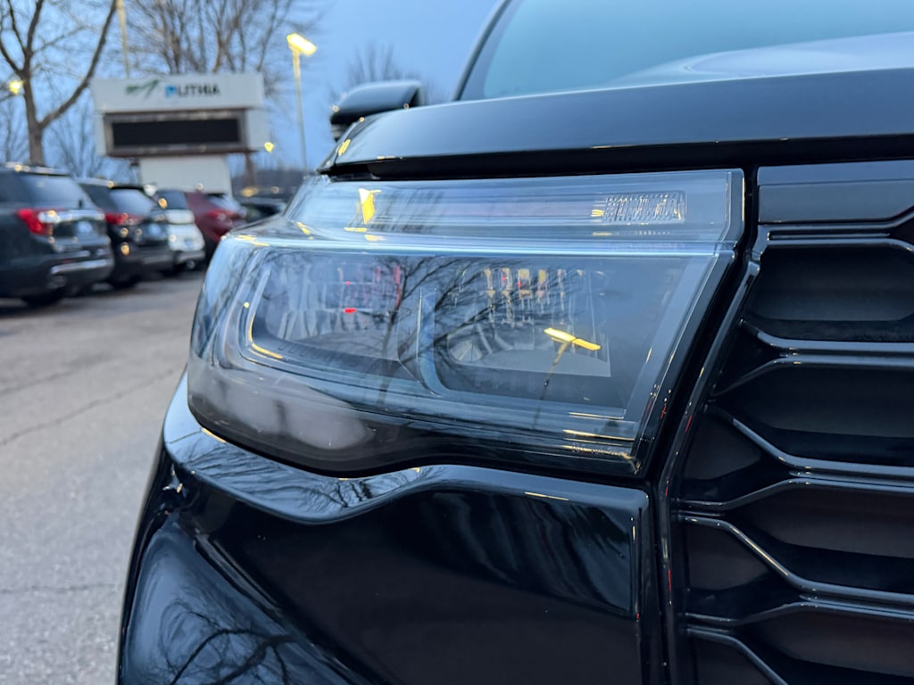 Thumbnail: 2026 Ford Explorer - 16