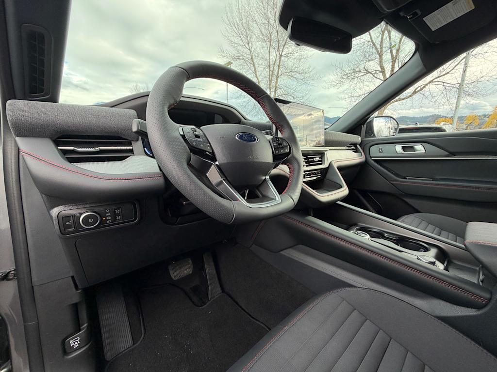 Thumbnail: 2026 Ford Explorer - 2