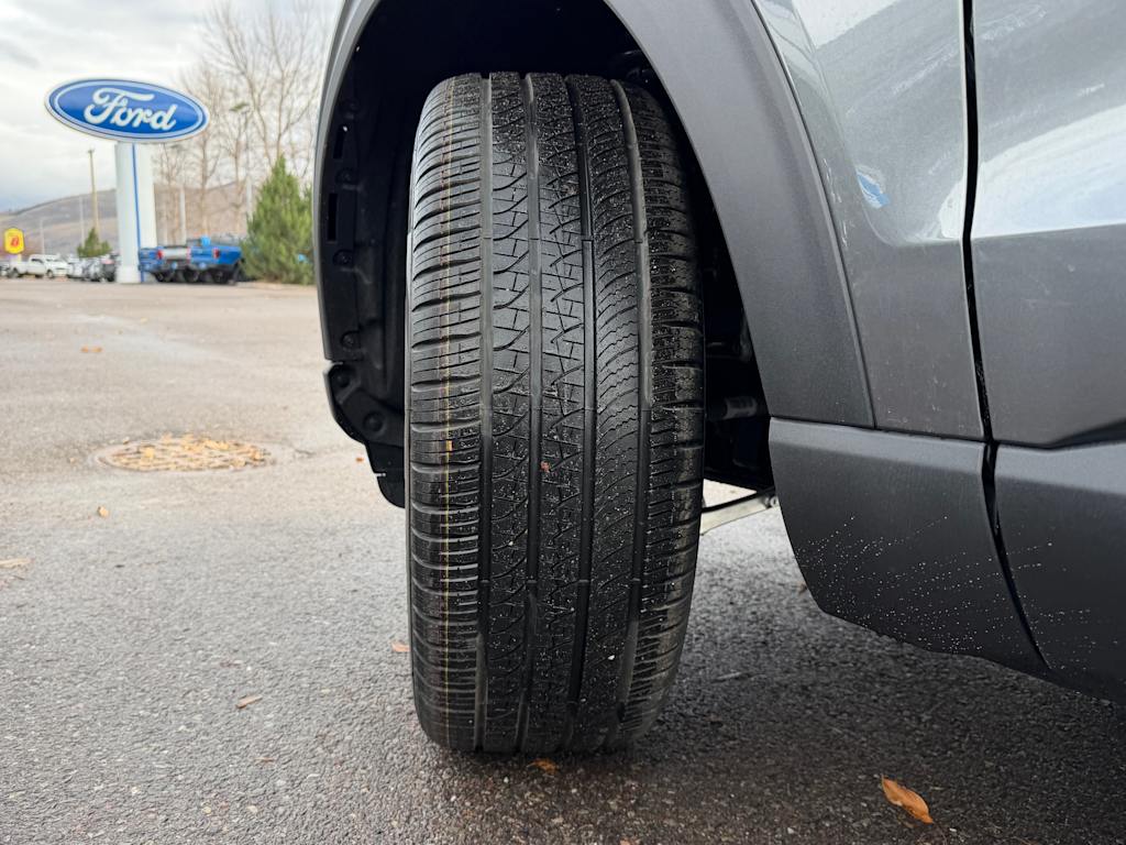 Thumbnail: 2026 Ford Explorer - 31