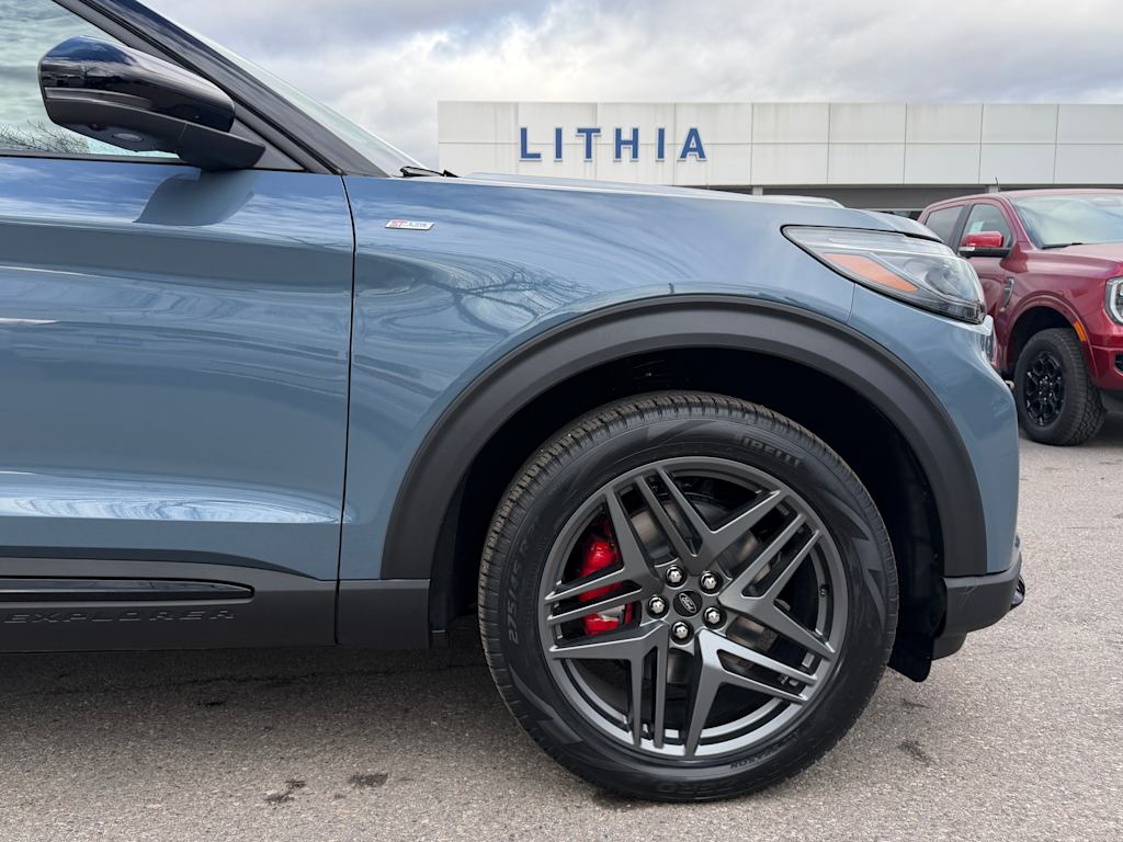 Thumbnail: 2026 Ford Explorer - 7