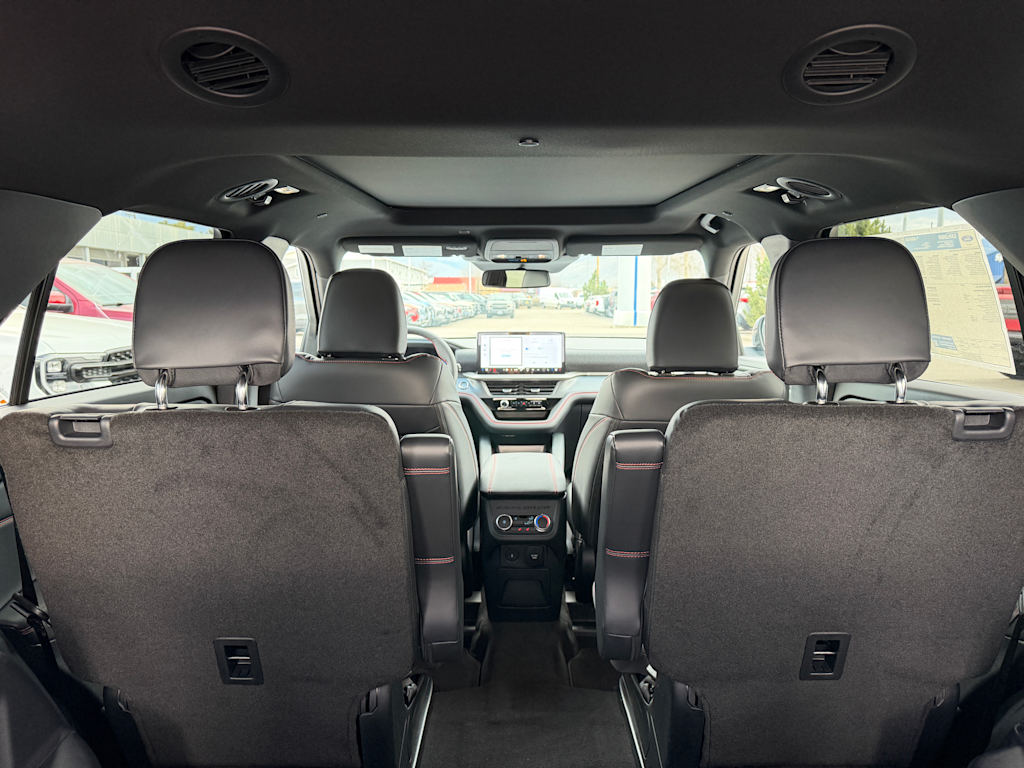 Thumbnail: 2026 Ford Explorer - 12