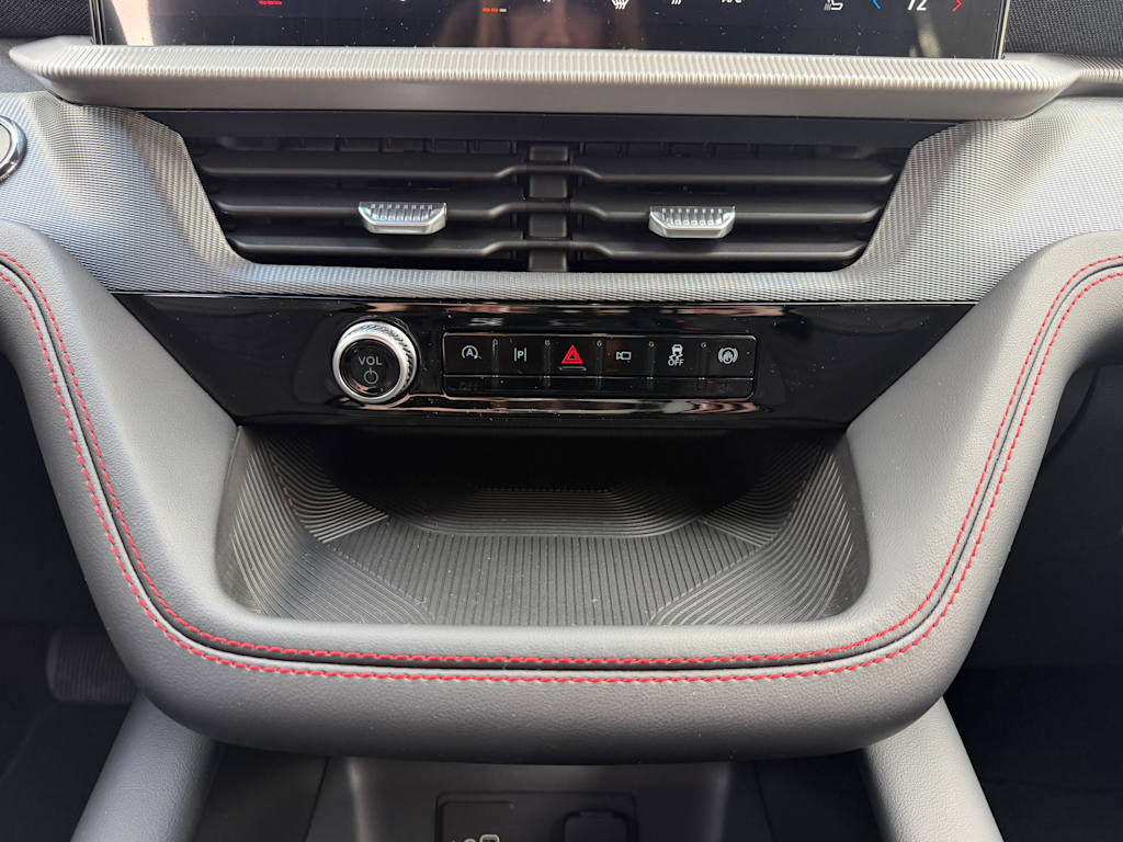 Thumbnail: 2026 Ford Explorer - 23